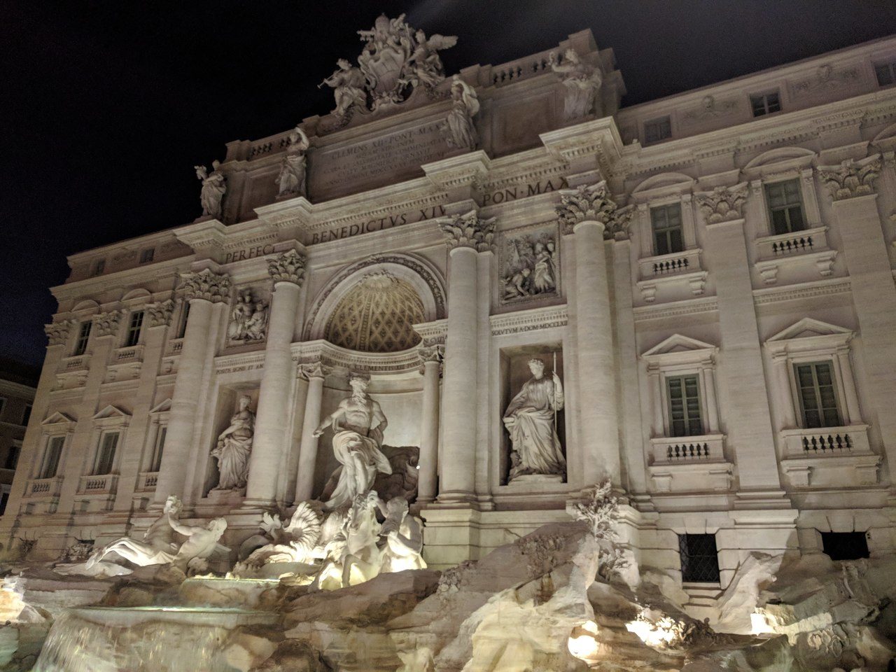 953. Via della Stamperia, 89, 00187 Roma RM, Italia | Italia 2018 | © LucianoFantuzzi.com, 2020